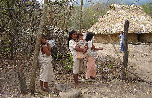 indigenas-sierra-1.jpg