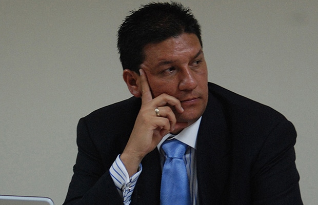 ‘Diego Vecino’, libre