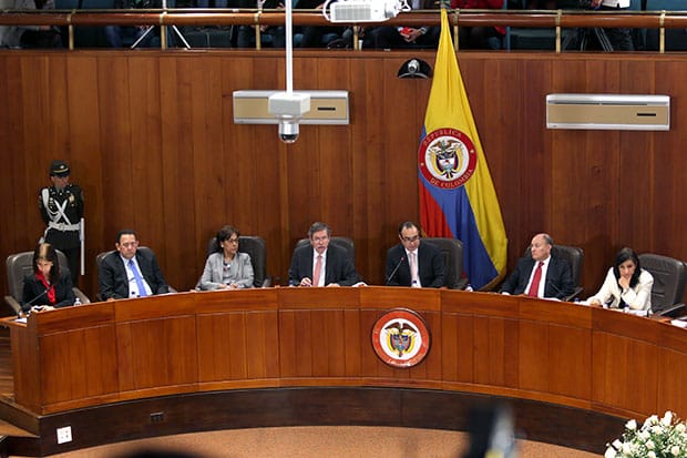 Corte Restituci&oacute;n