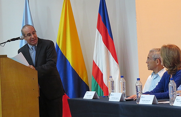 grado constructores paz 2