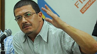 Hasbún asegura que Postobón le dio plata a las Auc