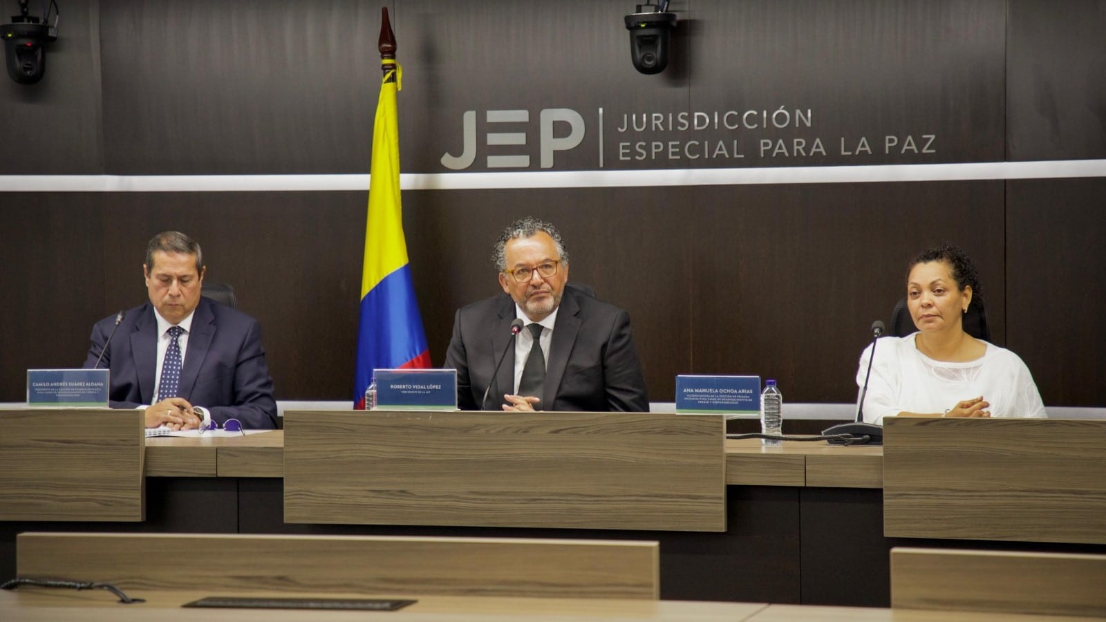 El Tribunal de Paz de la JEP decidió imputar el cargo de esclavitud a los miembros del antiguo Secretariado de las Farc. Estas son sus implicaciones.