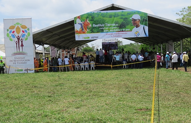 resitucion-tierras-dia-victimas